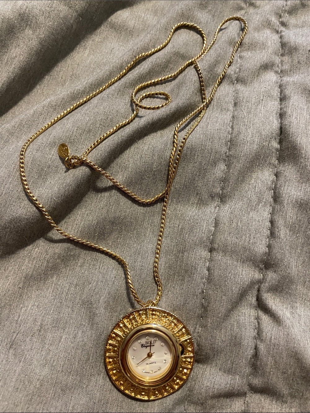 Bold elegance necklace watch vintage